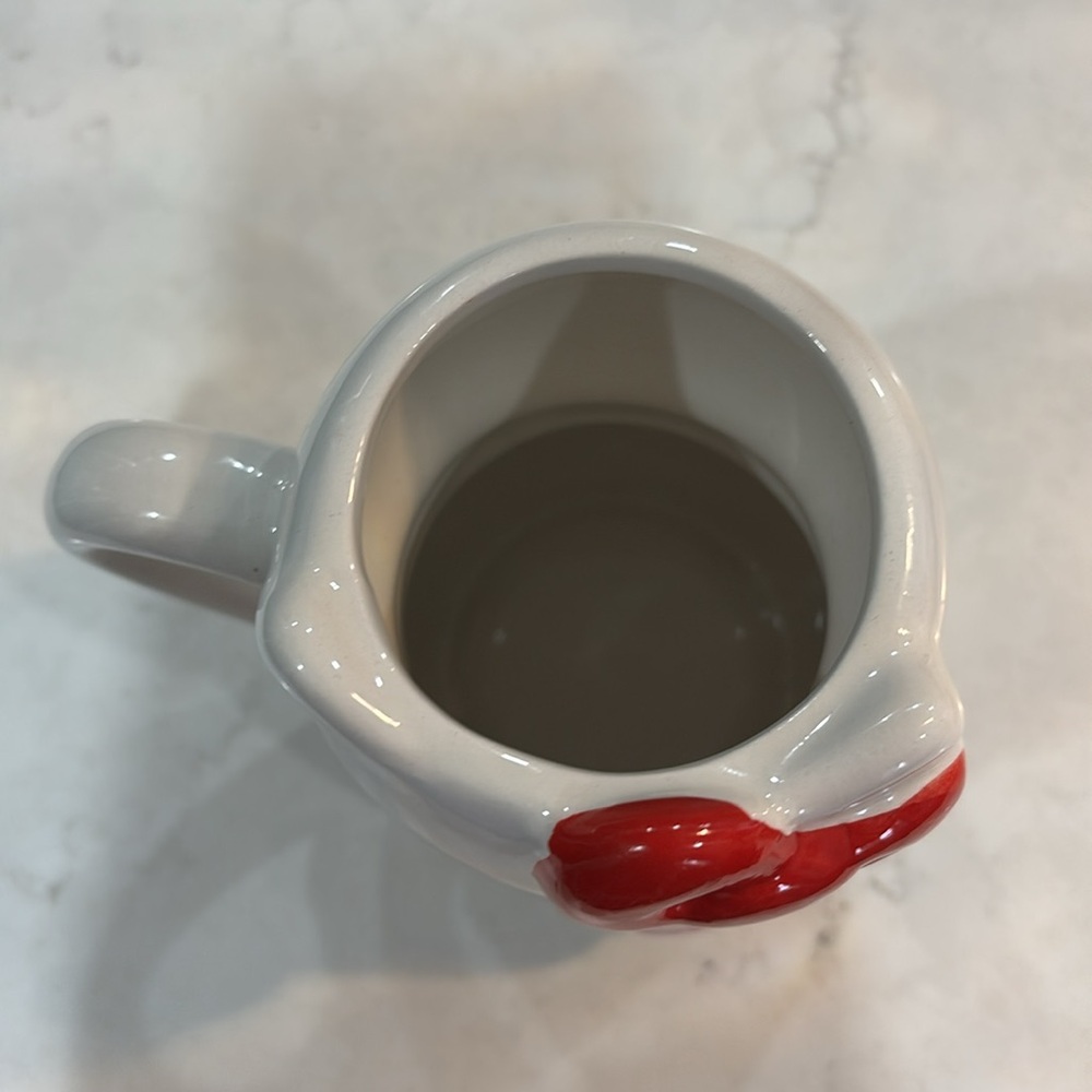 Snowman Hello Kitty Mug - Picture 6 of 6